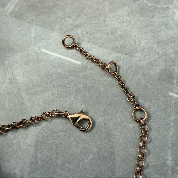 Francesca’s Bubble Statement Necklace - Picture 8 of 11